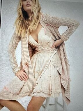 FREE PEOPLE ALL WASHED OUT CARDIGAN. NWT.